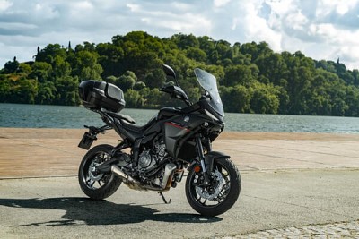 YAMAHA Πακέτο Urban – Κόκκινο – TRACER 7 (2025) / TRACER 7 Y-AMT (2026)