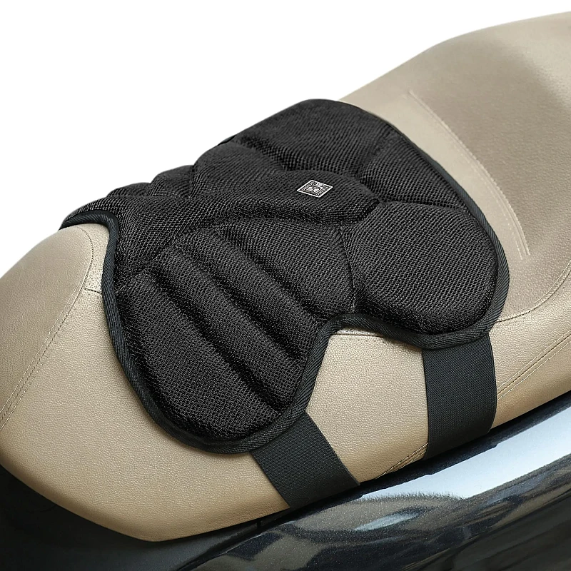 Cool Fresh Seat Cover Black Scooter (326N1) - Tucano Urbano