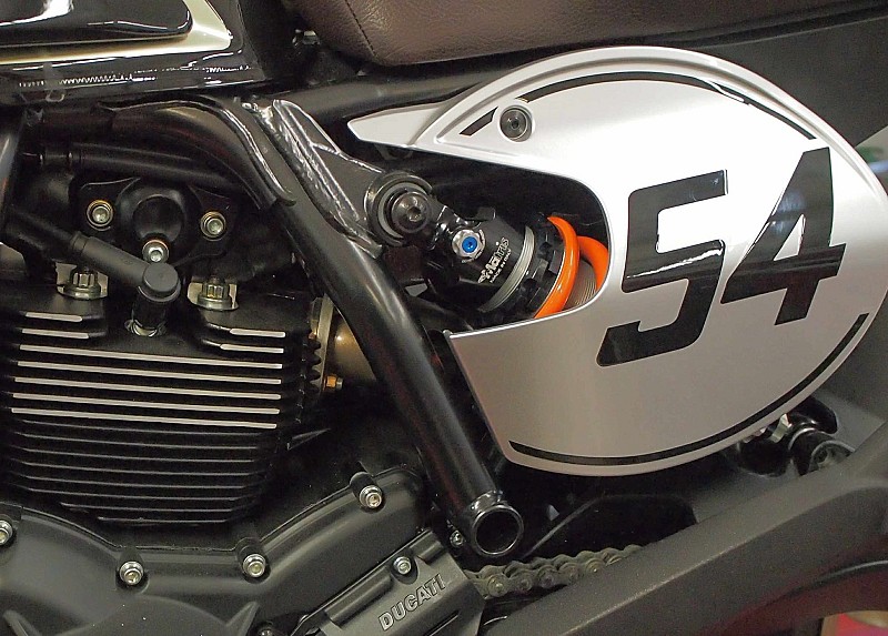DUCATI SCRAMBLER 800 Caferacer 17/21 / SCRAMBLER 800 Urban Motard 22 - M46KD - (57/150/105) - adj.R-L-P (standard preload by ring / TM2 tool included)