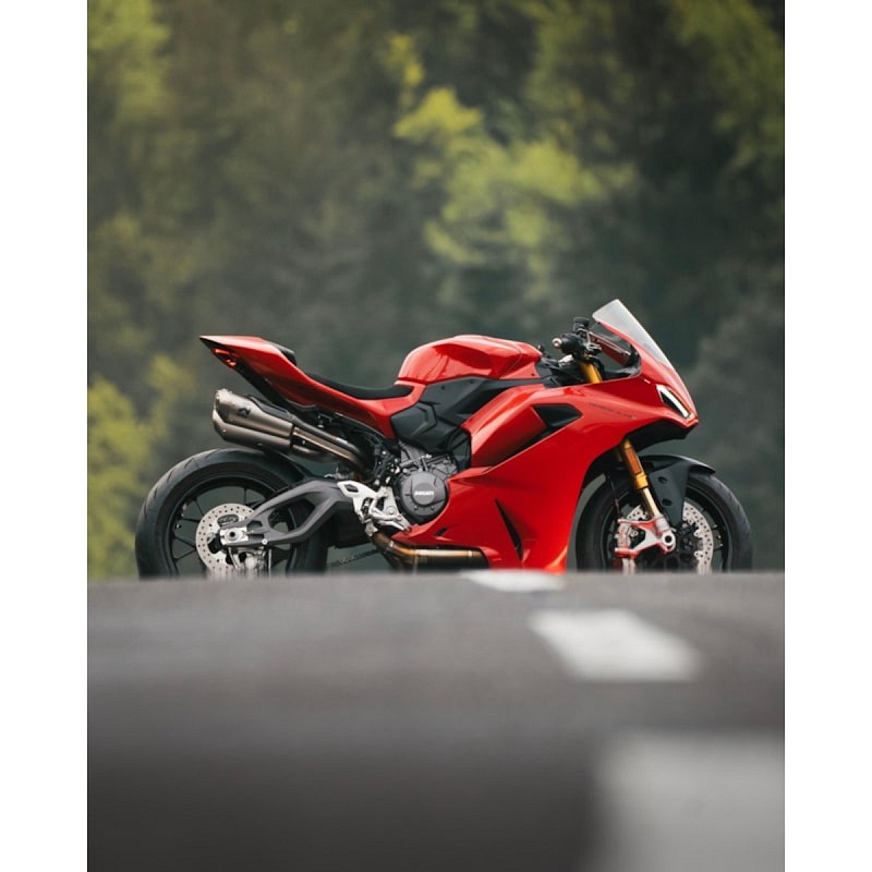 ΕΞΑΤΜΙΣΗ AKRAPOVIC Ducati Panigale / Streetfighter V2 25-26