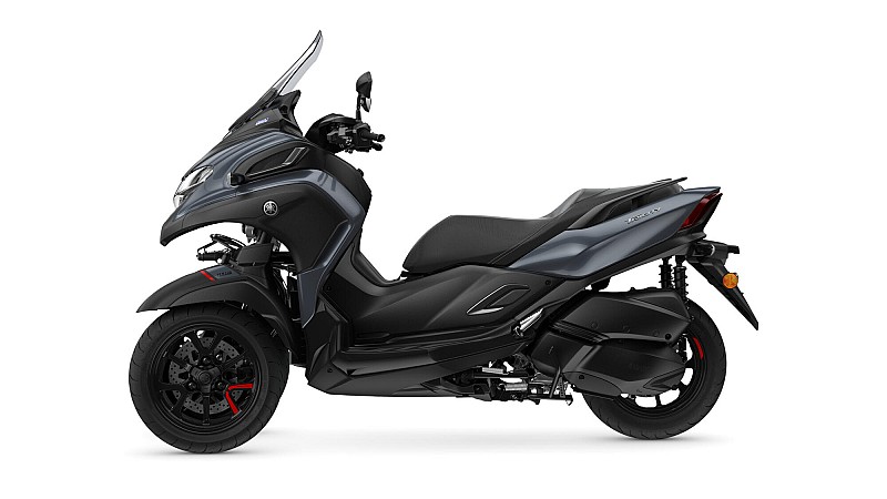 TRICITY 300