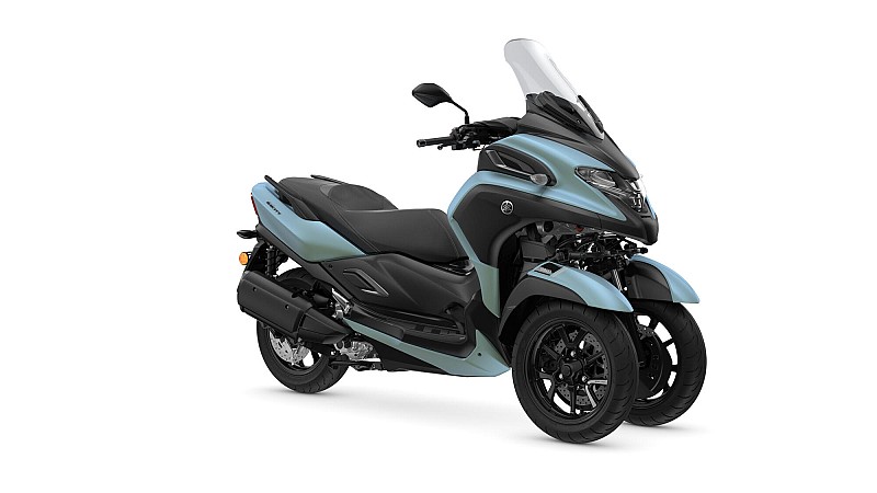TRICITY 300