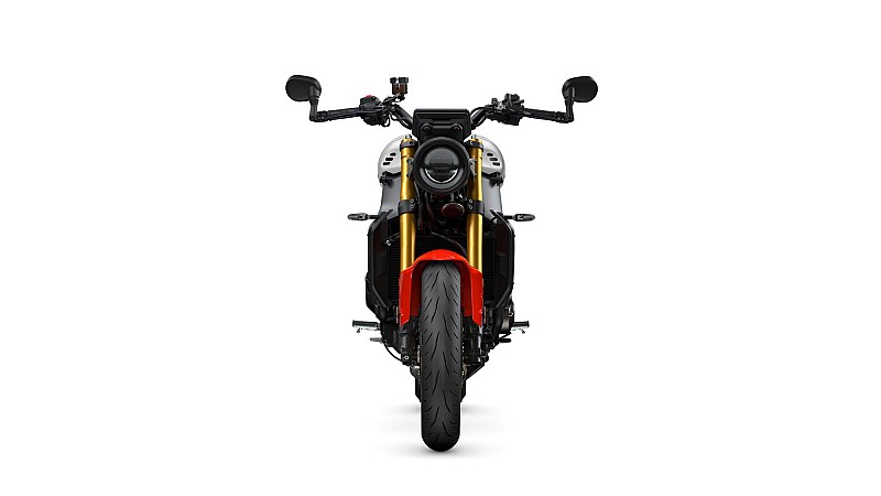XSR900