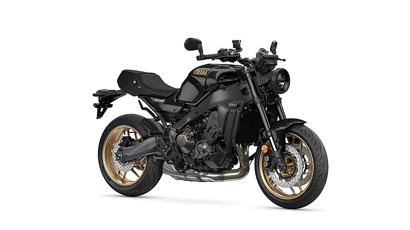 XSR900