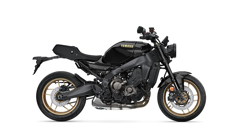 XSR900