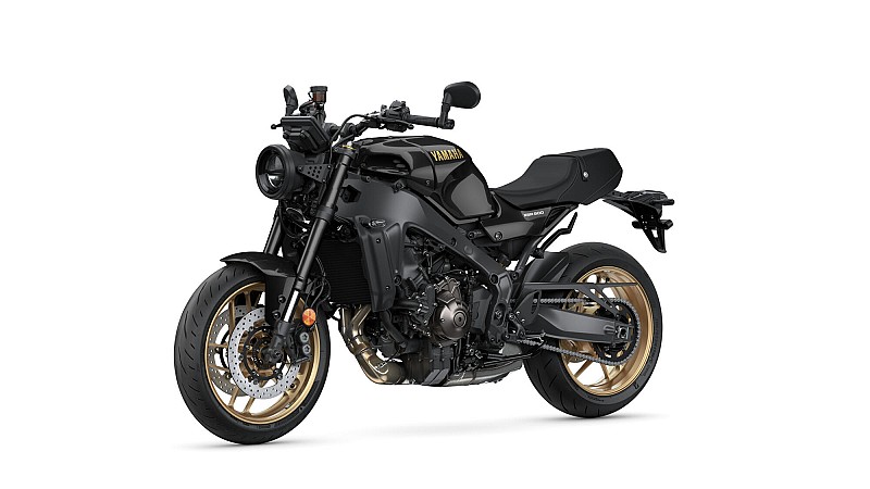 XSR900